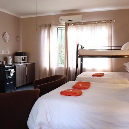 The Ultimate Lodge Louis Trichardt Buitenkant foto